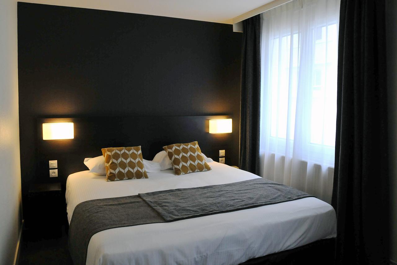 Hotel Des Quatrans Кан Екстериор снимка